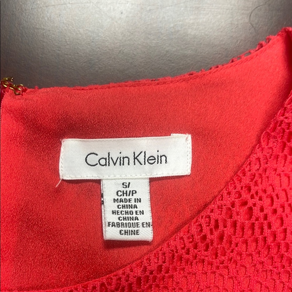 Calvin Klein Red Textured Sleeveless Top - Picture 3 of 7